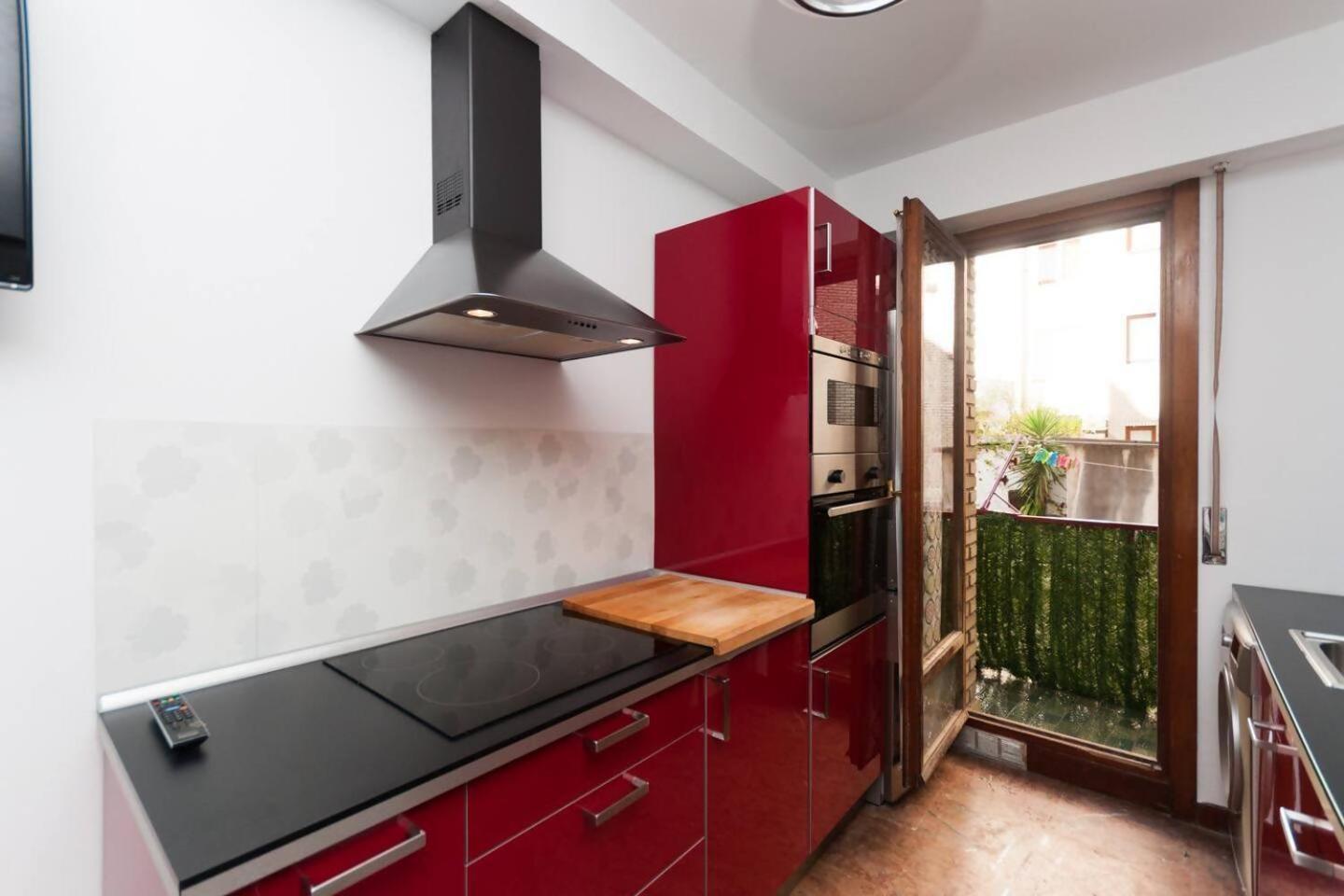 Apartamento Con Parking Privado Cerca De Zurriola San Sebastián Esterno foto